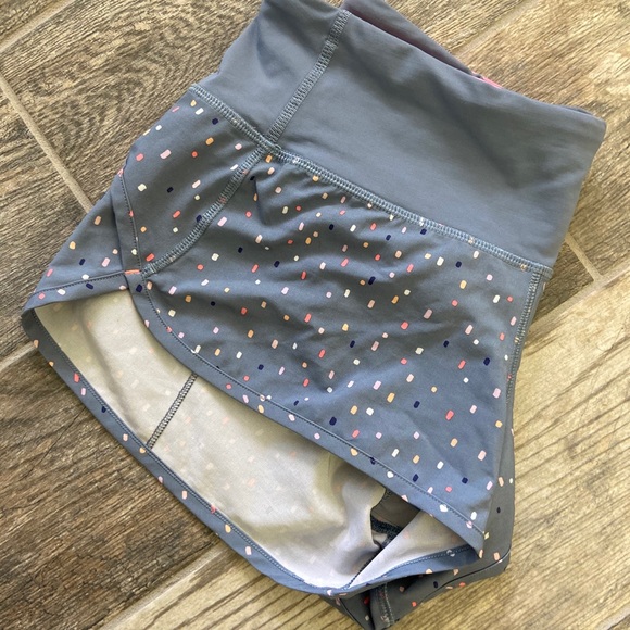 lululemon athletica Pants - Lululemon speed up shorts - polka dot